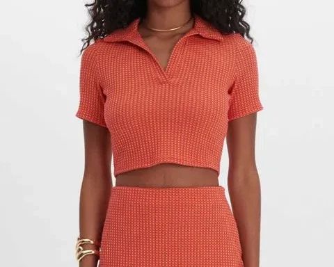 O melhor cropped gola polo na faixa de R$ 180,00